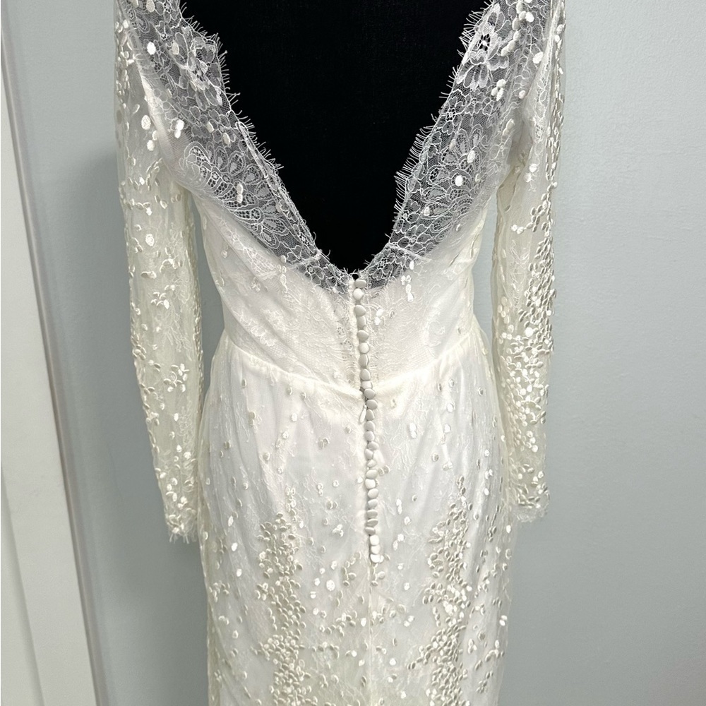 Elegant White/ivory Lace Wedding Dress Long Sleeves Chapel Train sz 4-6 - Picture 13 of 16